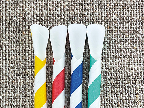 Bio Papiertrinkhalm 200/8mm Lö4-Farben Mix, bunt zwirlig 